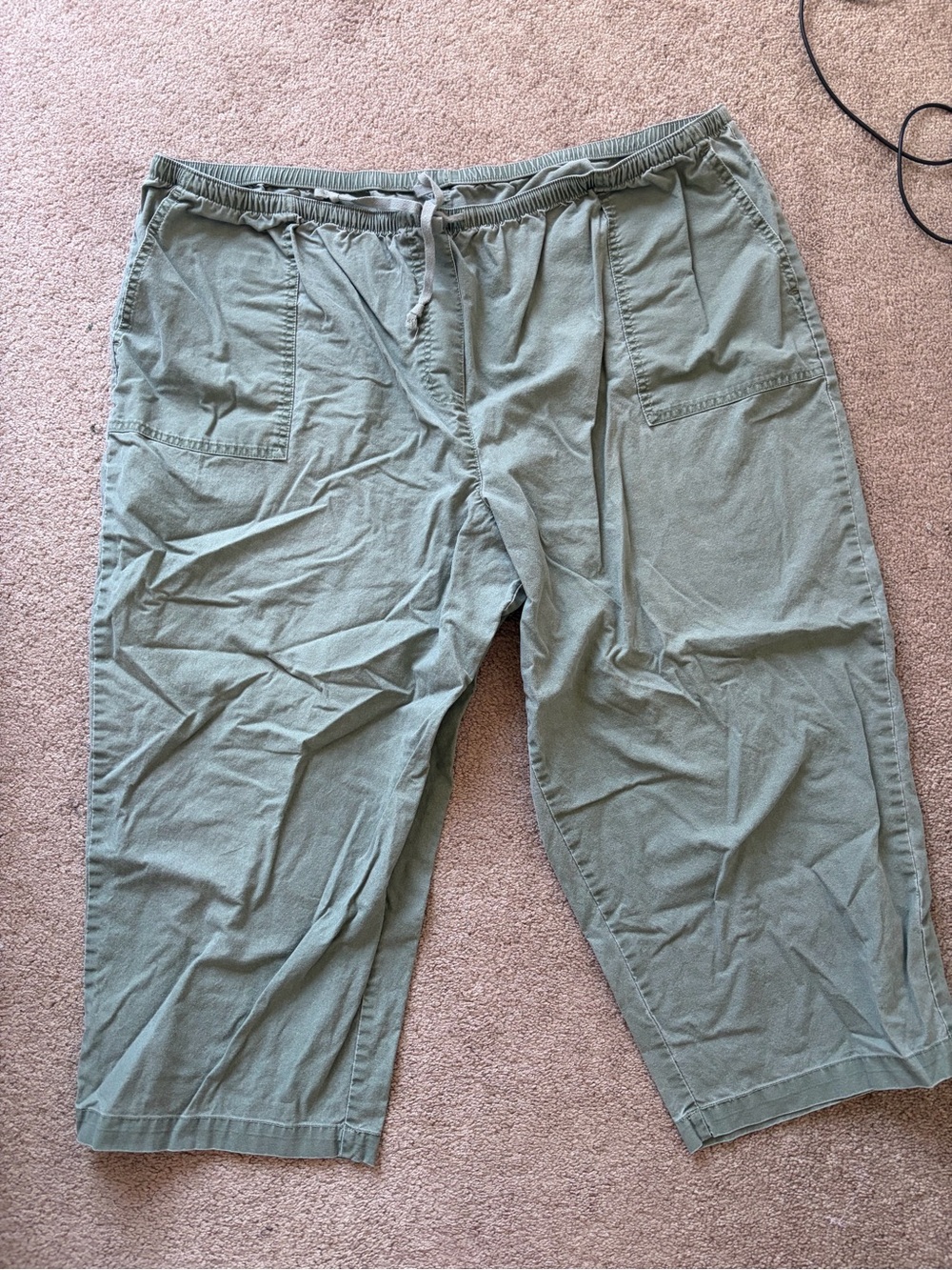 🦋 LL Bean - XXL (2XL) Green 100% Cotton Capri Pants Womens